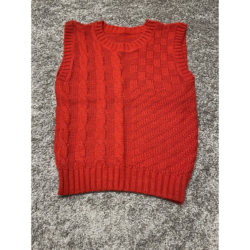 VTG Sleeveless Sweater Women Red Cable Knit Vest SEE PHOTOS FOR MEASUREMENTS